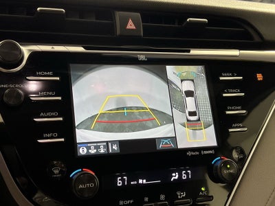 2018 Toyota Camry Hybrid XLE