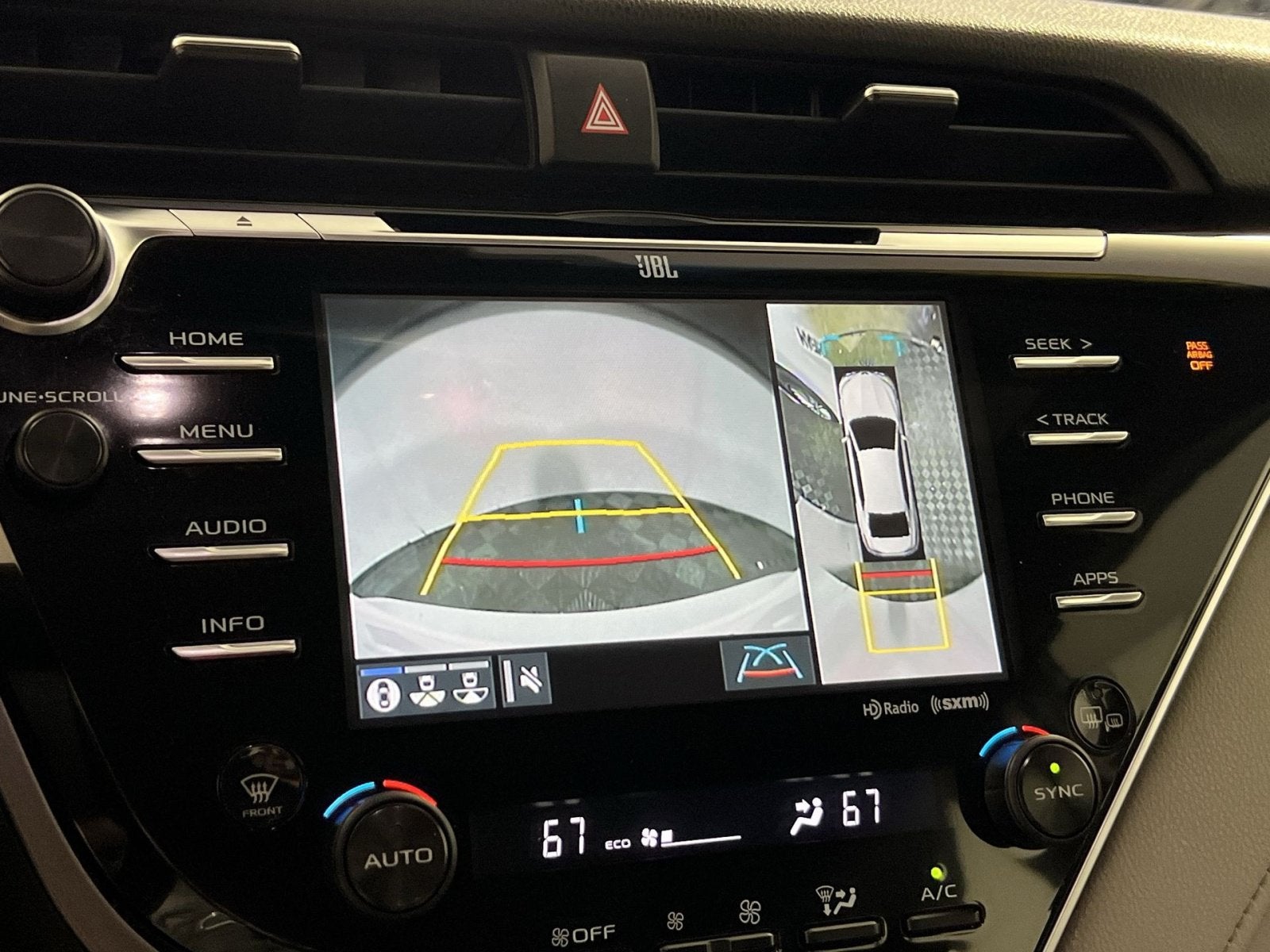 2018 Toyota Camry Hybrid XLE