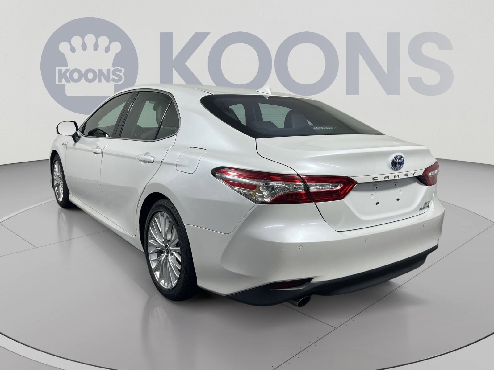 2018 Toyota Camry Hybrid XLE