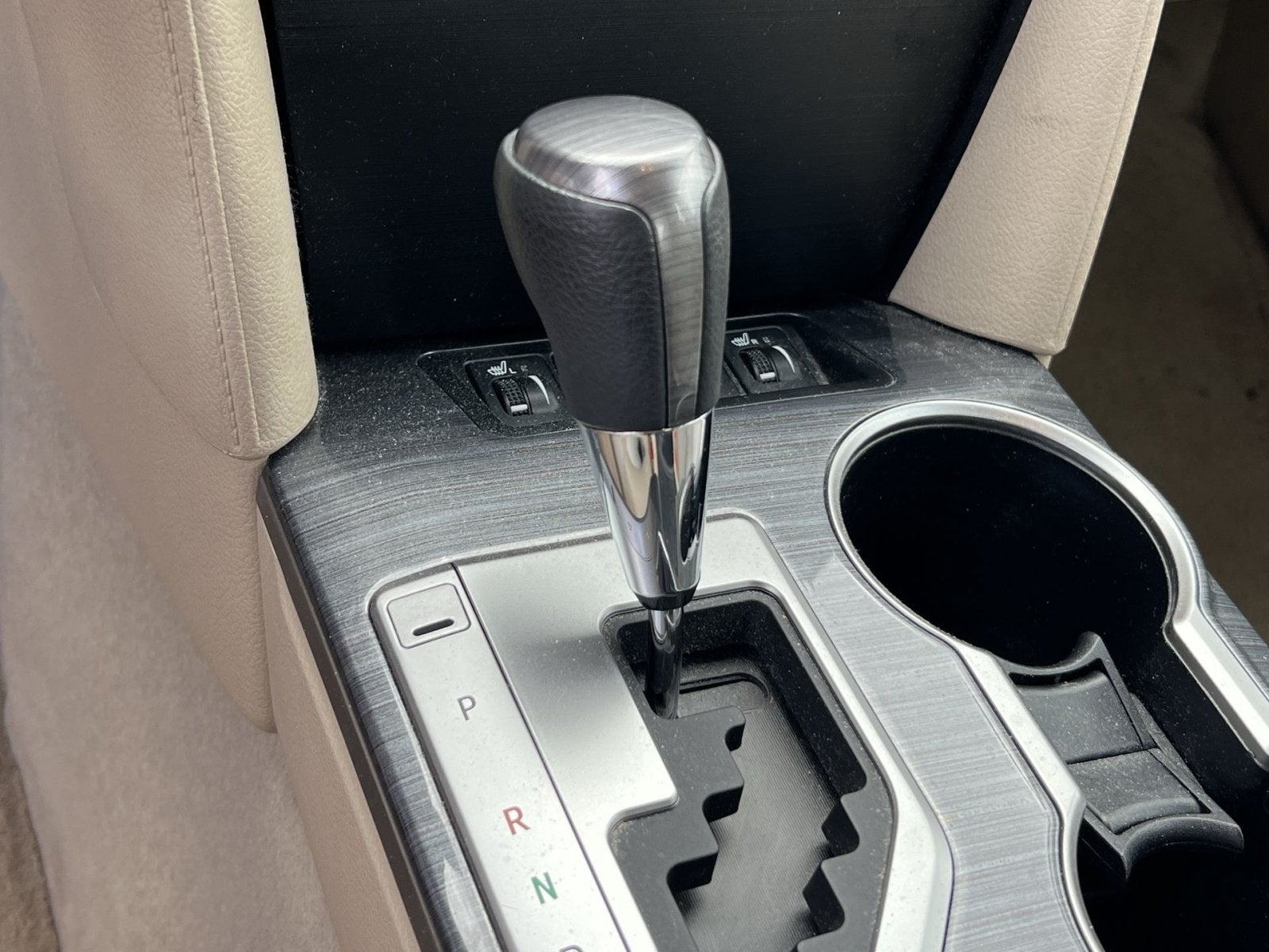2014 Toyota Camry Hybrid XLE