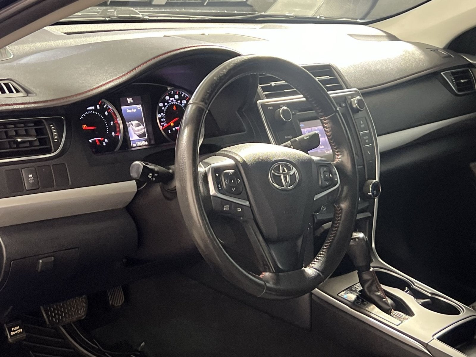 2016 Toyota Camry SE