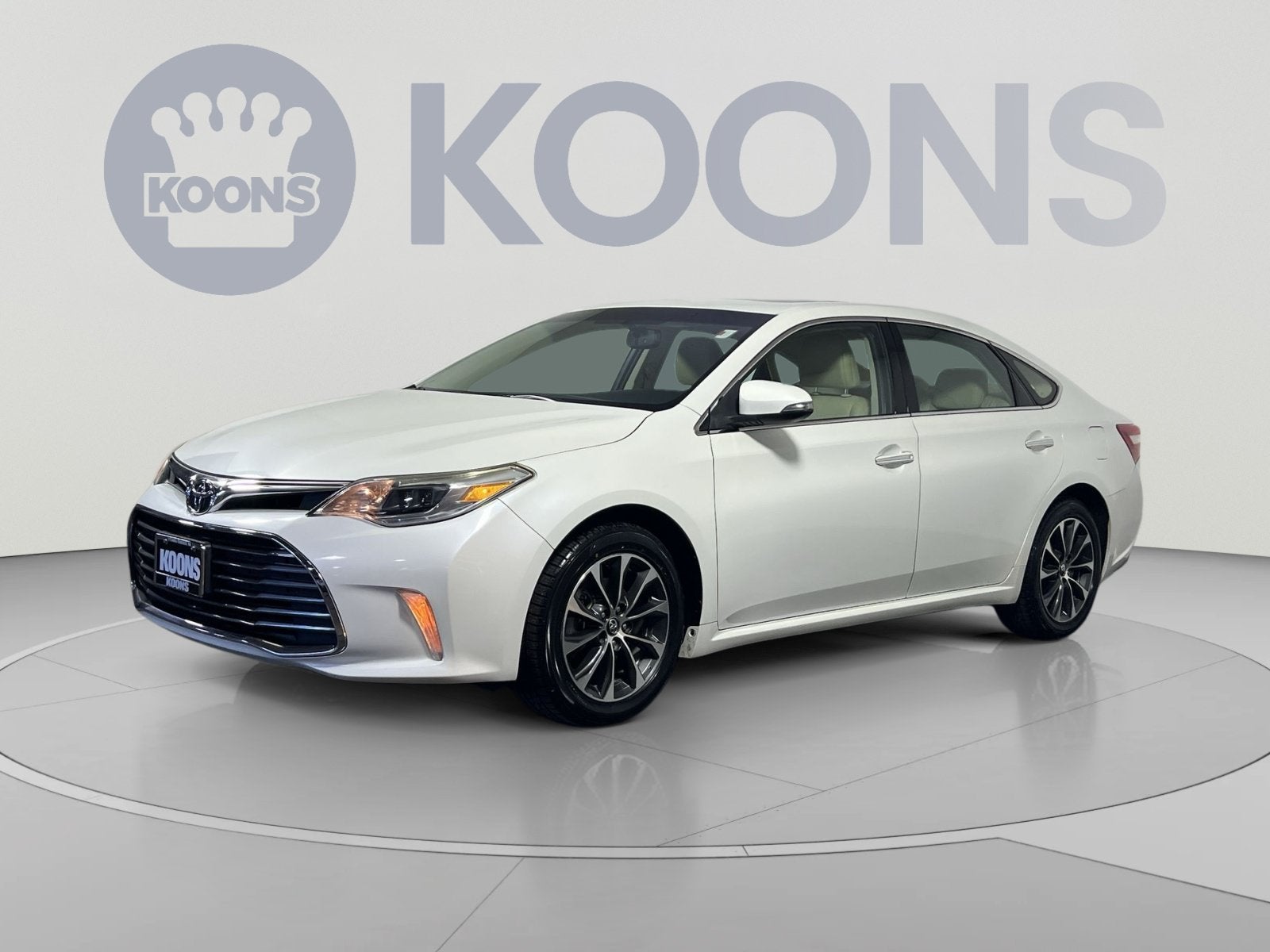 2016 Toyota Avalon XLE Plus