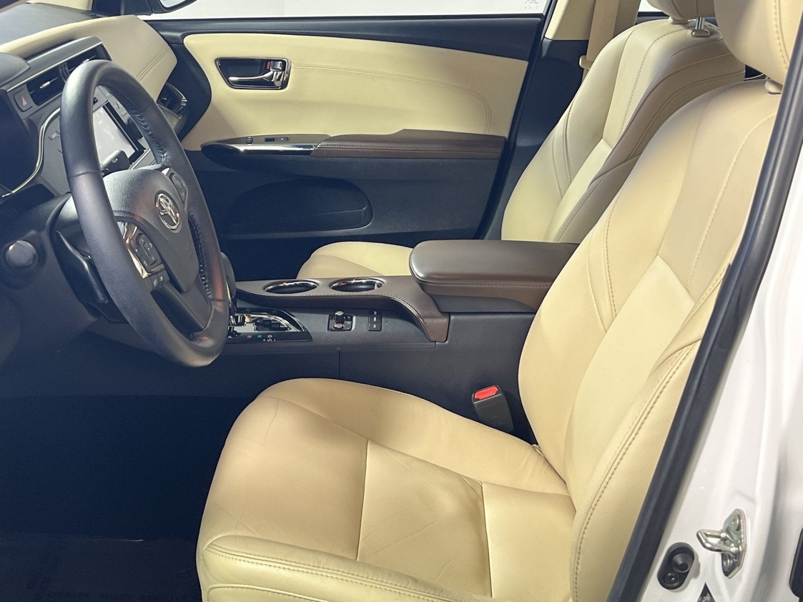 2016 Toyota Avalon XLE Plus