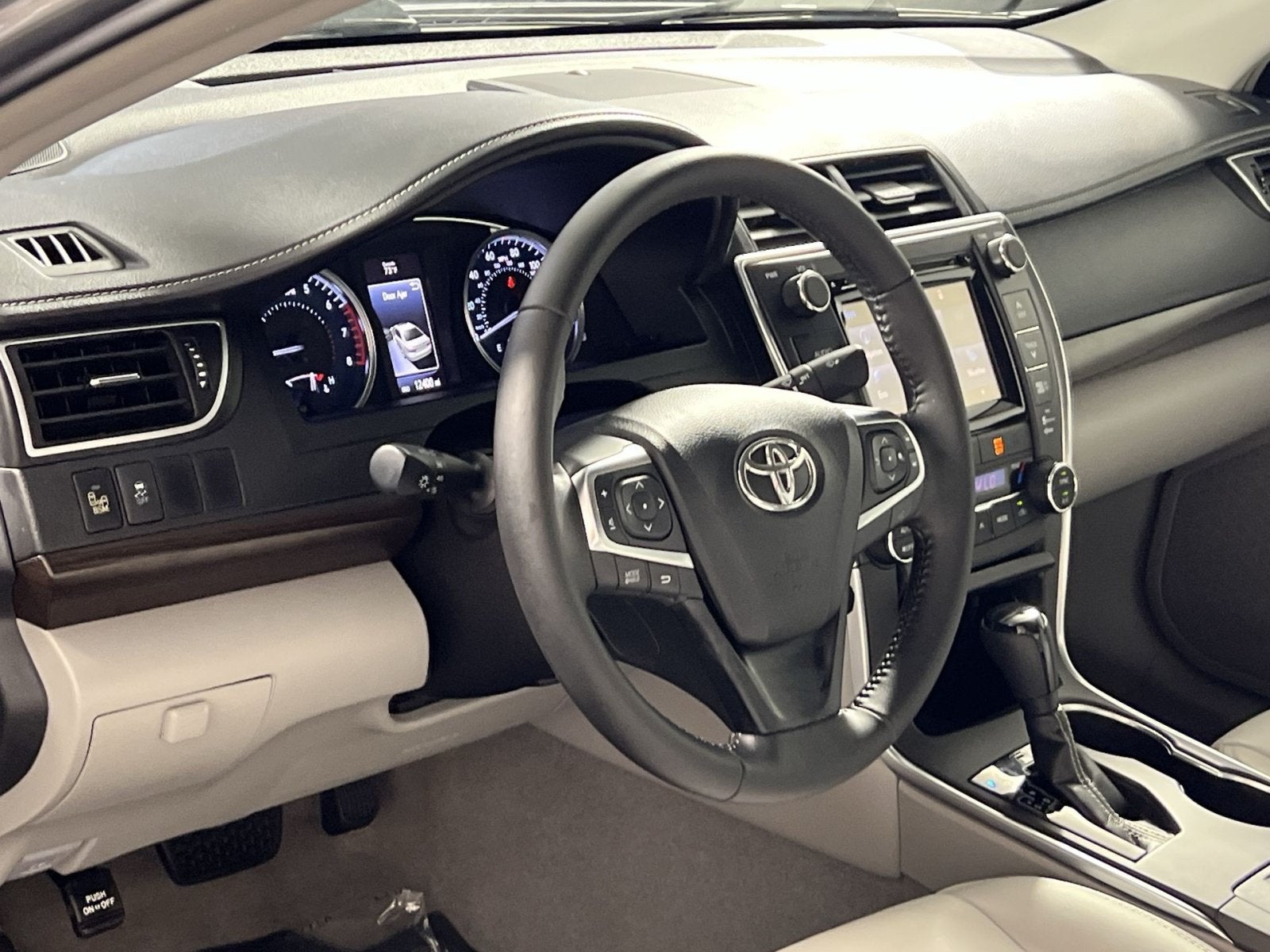 2016 Toyota Camry XLE
