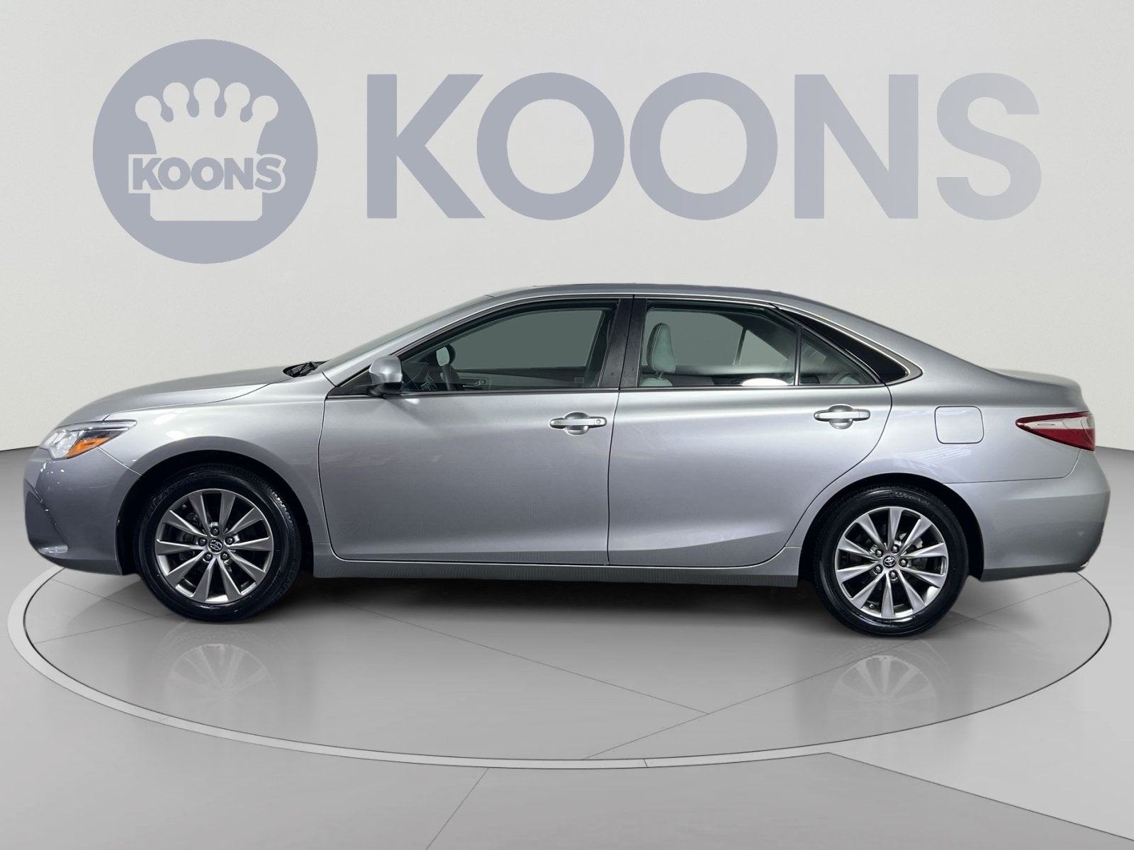 2016 Toyota Camry XLE