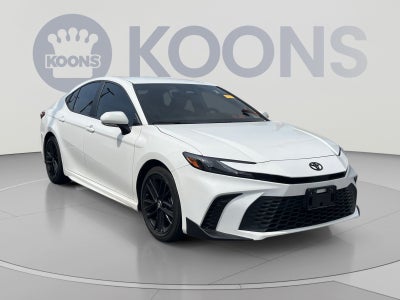 2025 Toyota Camry SE