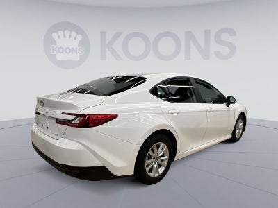 2025 Toyota Camry LE