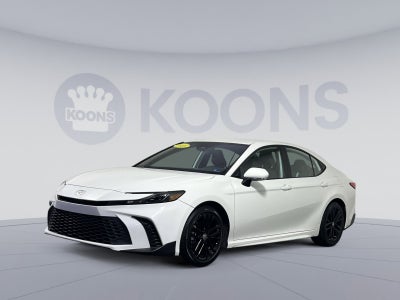 2025 Toyota Camry SE