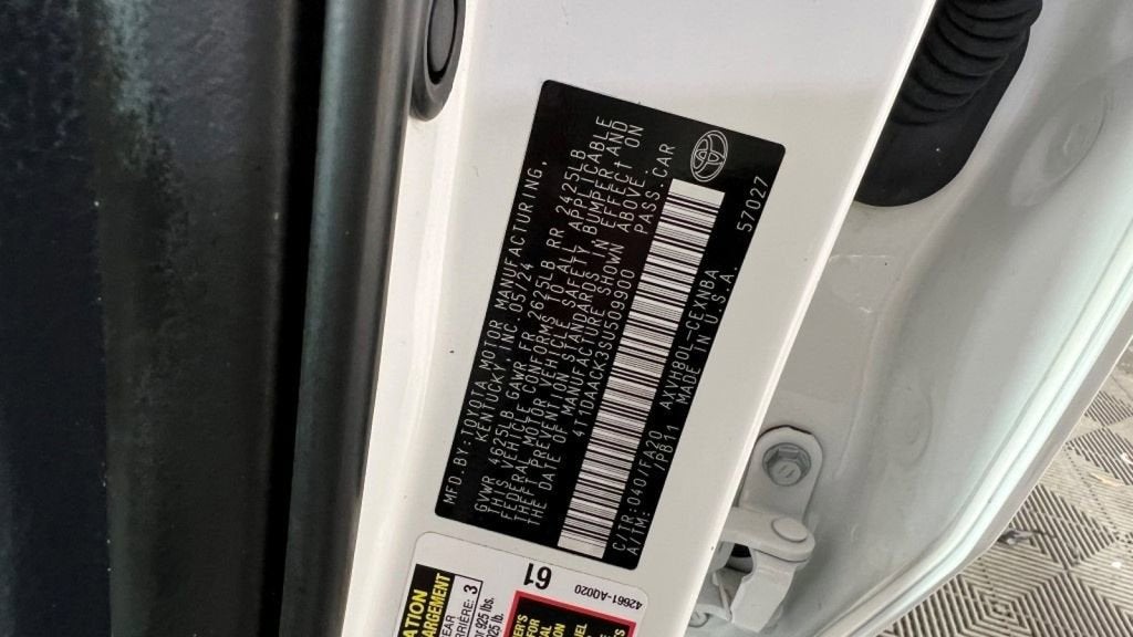 2025 Toyota Camry LE