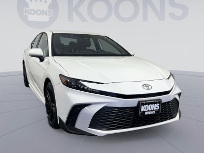 2025 Toyota Camry SE