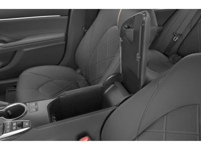 2020 Toyota Camry Hybrid XLE