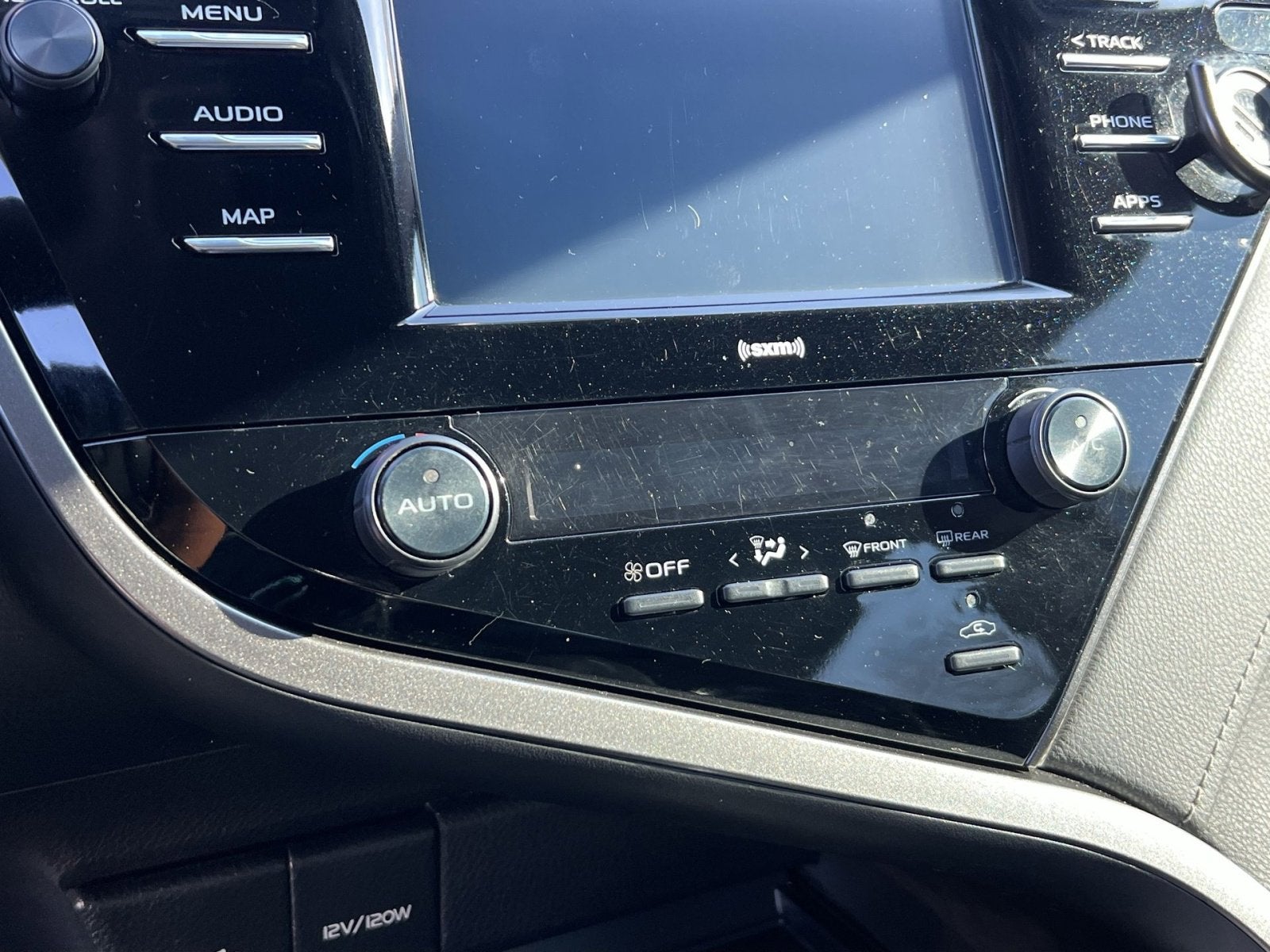 2020 Toyota Camry SE Nightshade