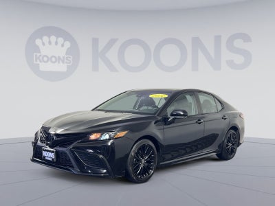 2022 Toyota Camry SE Nightshade