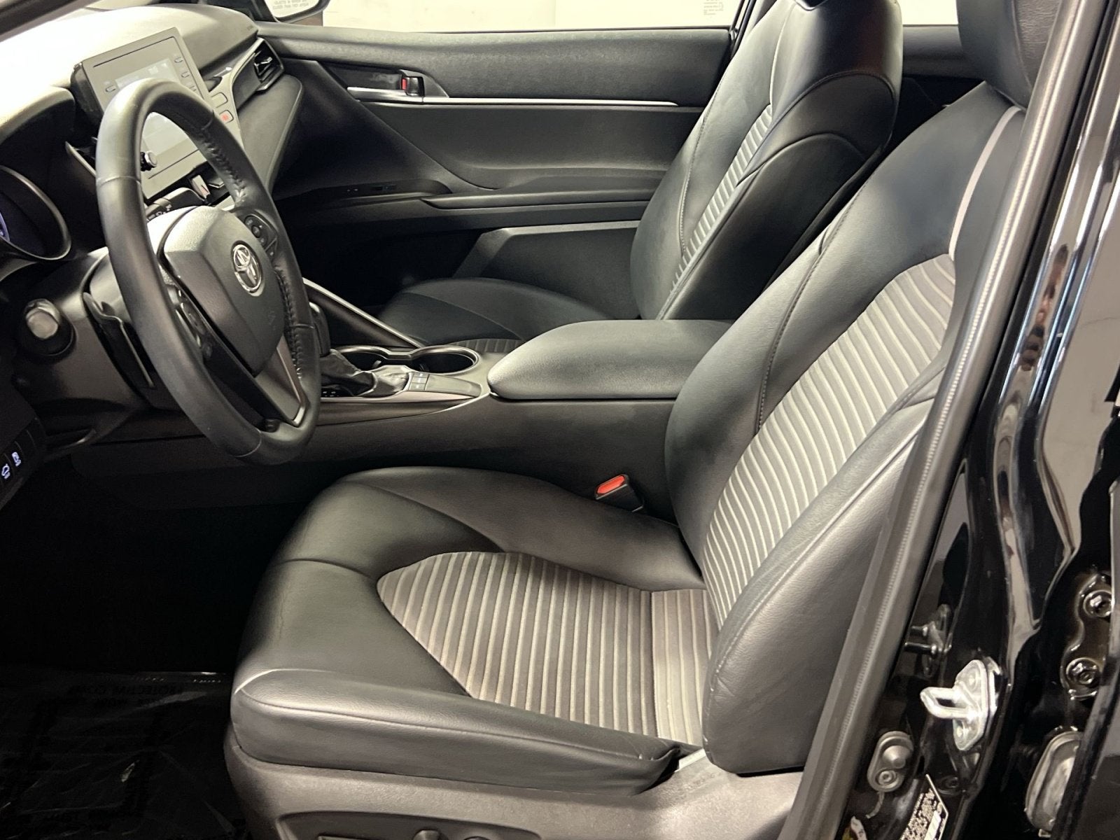 2022 Toyota Camry SE Nightshade