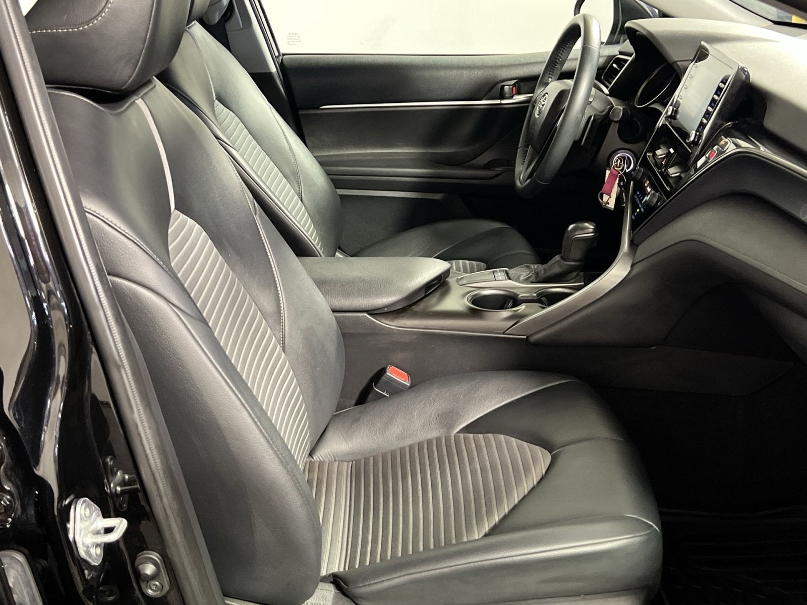 2022 Toyota Camry SE Nightshade