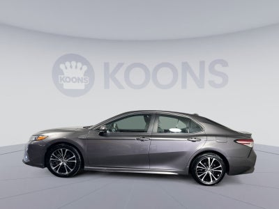 2020 Toyota Camry Hybrid SE