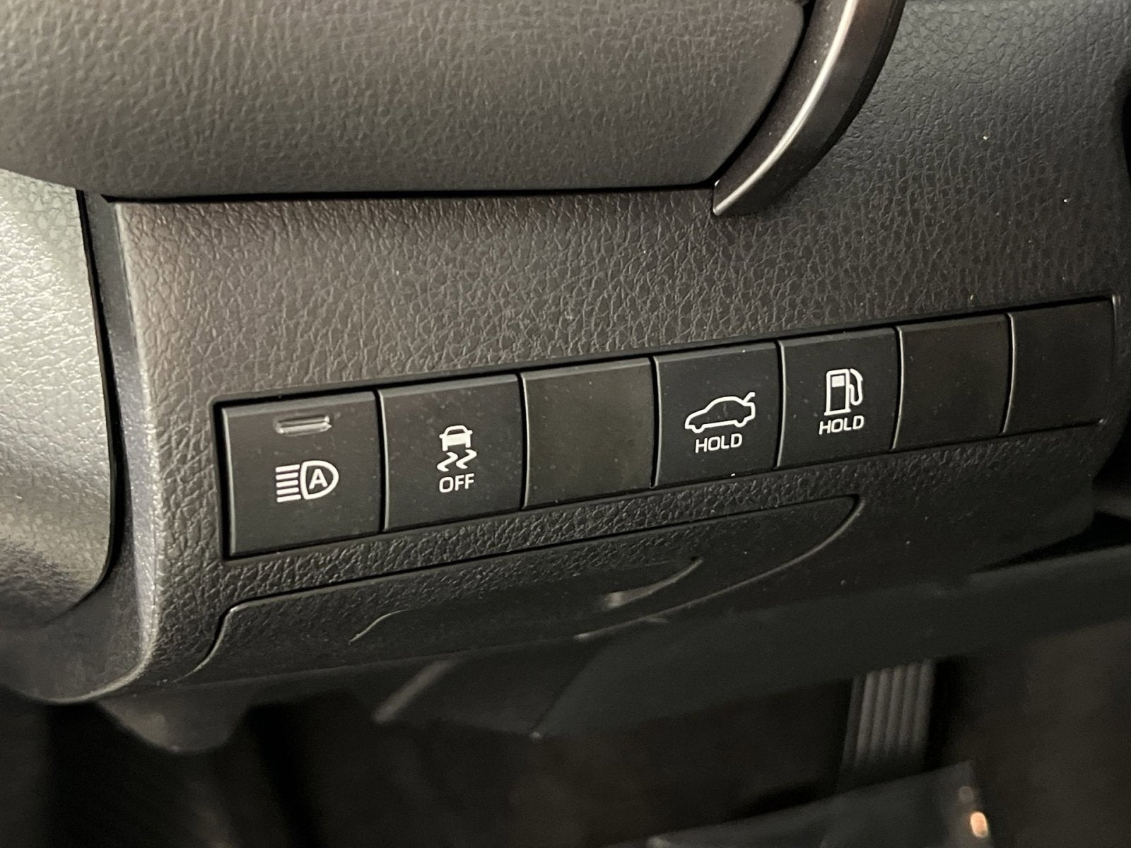 2020 Toyota Camry Hybrid SE