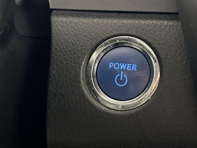 2020 Toyota Camry Hybrid SE