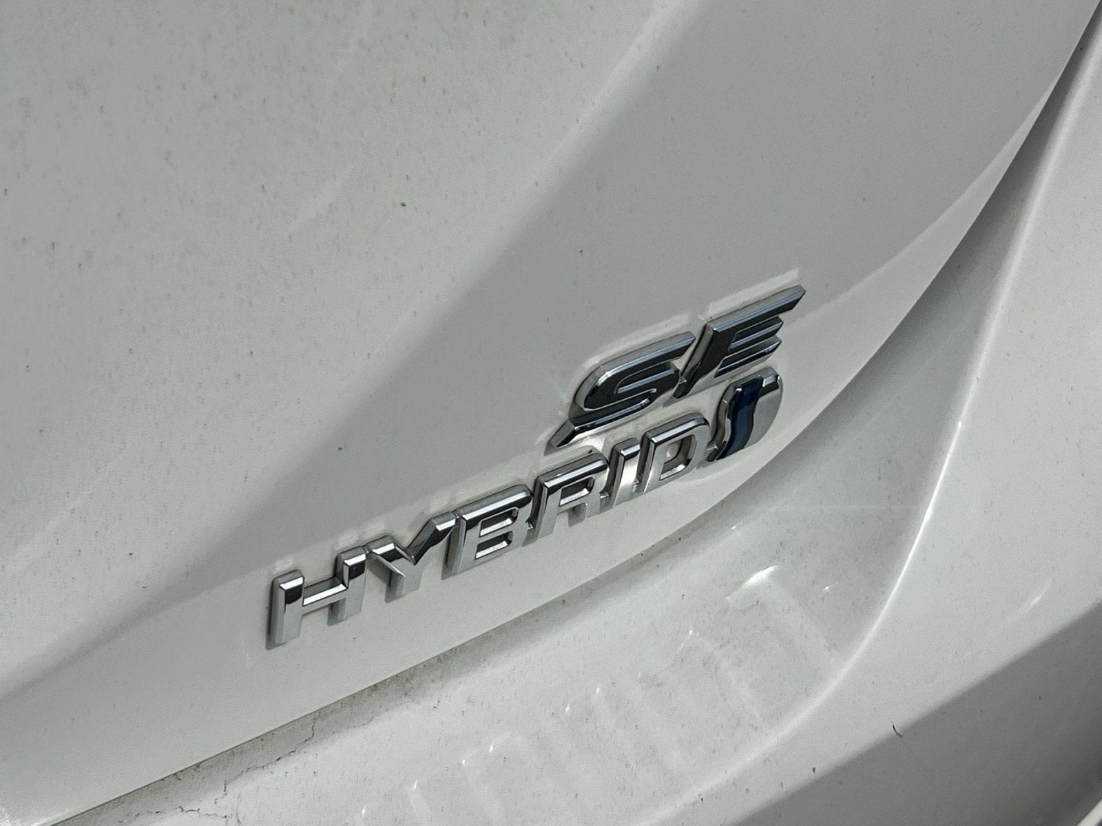 2020 Toyota Camry Hybrid SE