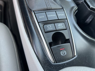 2020 Toyota Camry Hybrid SE