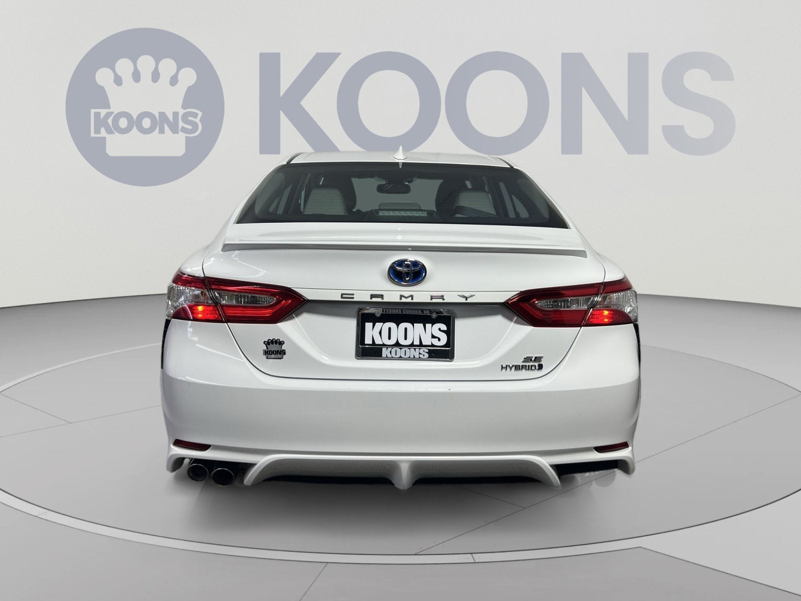 2020 Toyota Camry Hybrid SE