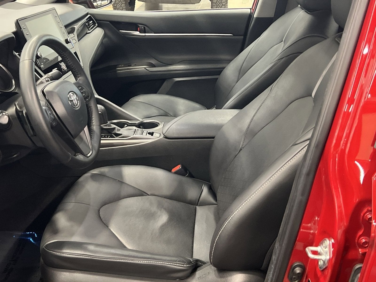 2021 Toyota Camry Hybrid XSE