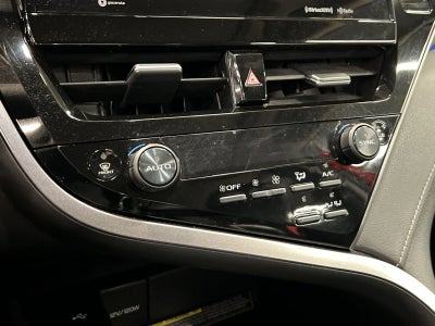 2021 Toyota Camry Hybrid XSE