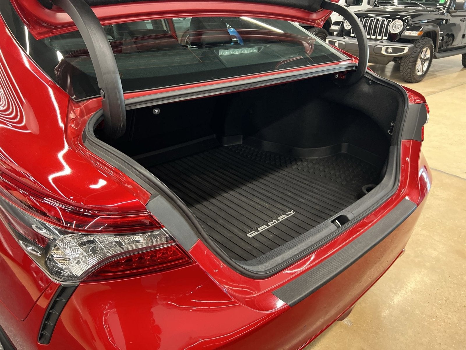 2021 Toyota Camry Hybrid XSE