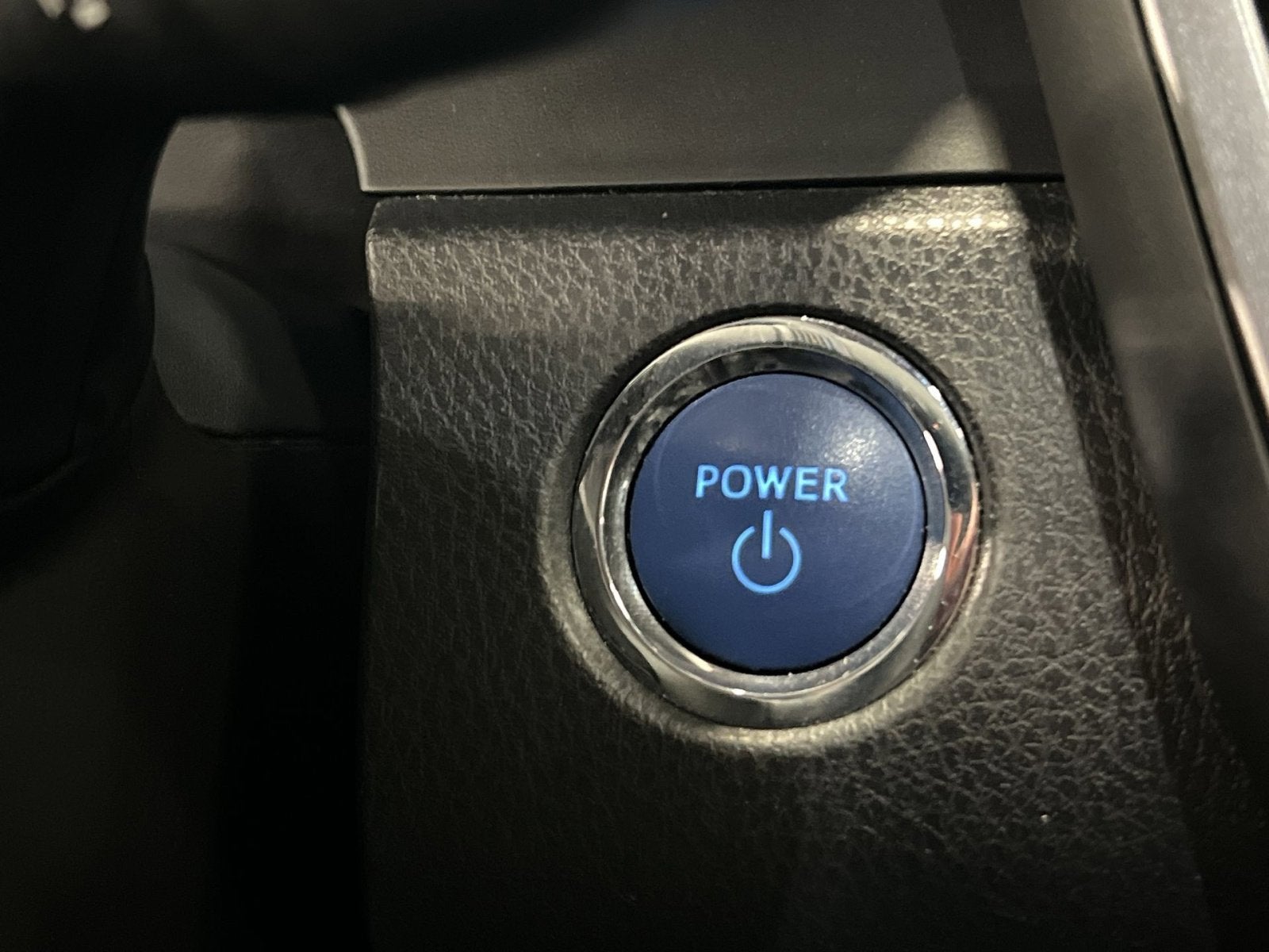 2021 Toyota Camry Hybrid XSE