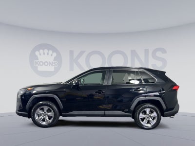 2022 Toyota RAV4 Hybrid LE