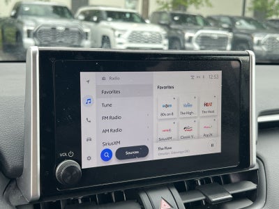 2025 Toyota RAV4 Hybrid XLE
