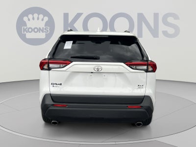 2025 Toyota RAV4 Hybrid XLE