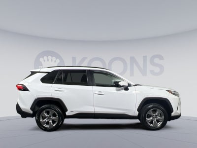2025 Toyota RAV4 Hybrid XLE