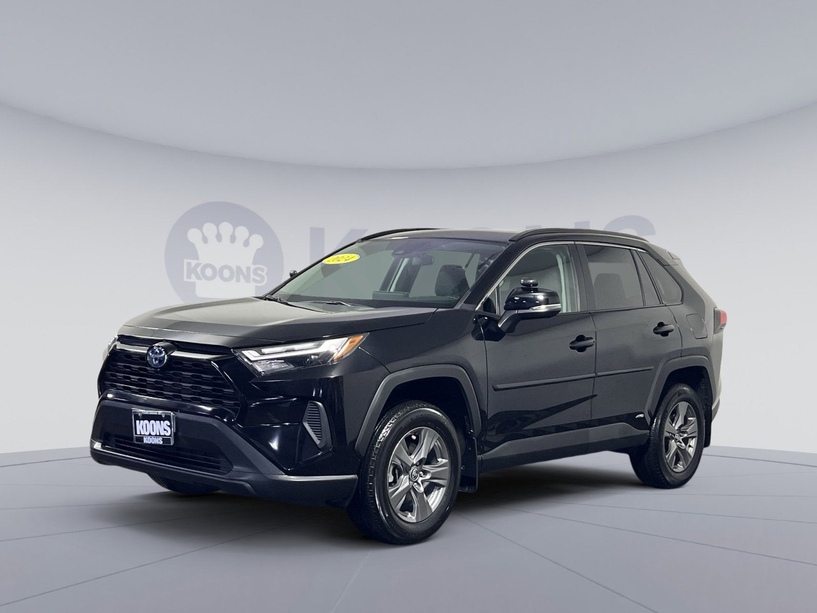 2024 Toyota RAV4 Hybrid XLE AWD's photo