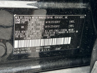 2025 Toyota RAV4 Hybrid XLE