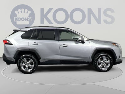2025 Toyota RAV4 Hybrid XLE