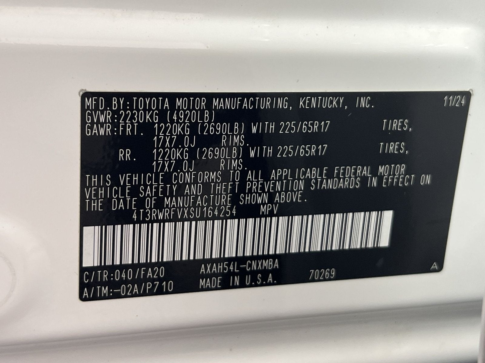 2025 Toyota RAV4 Hybrid XLE
