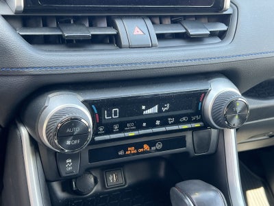 2025 Toyota RAV4 Hybrid SE