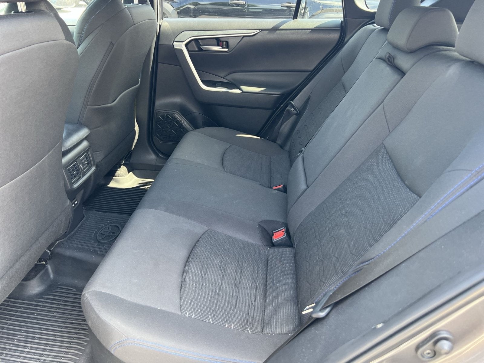 2025 Toyota RAV4 Hybrid SE