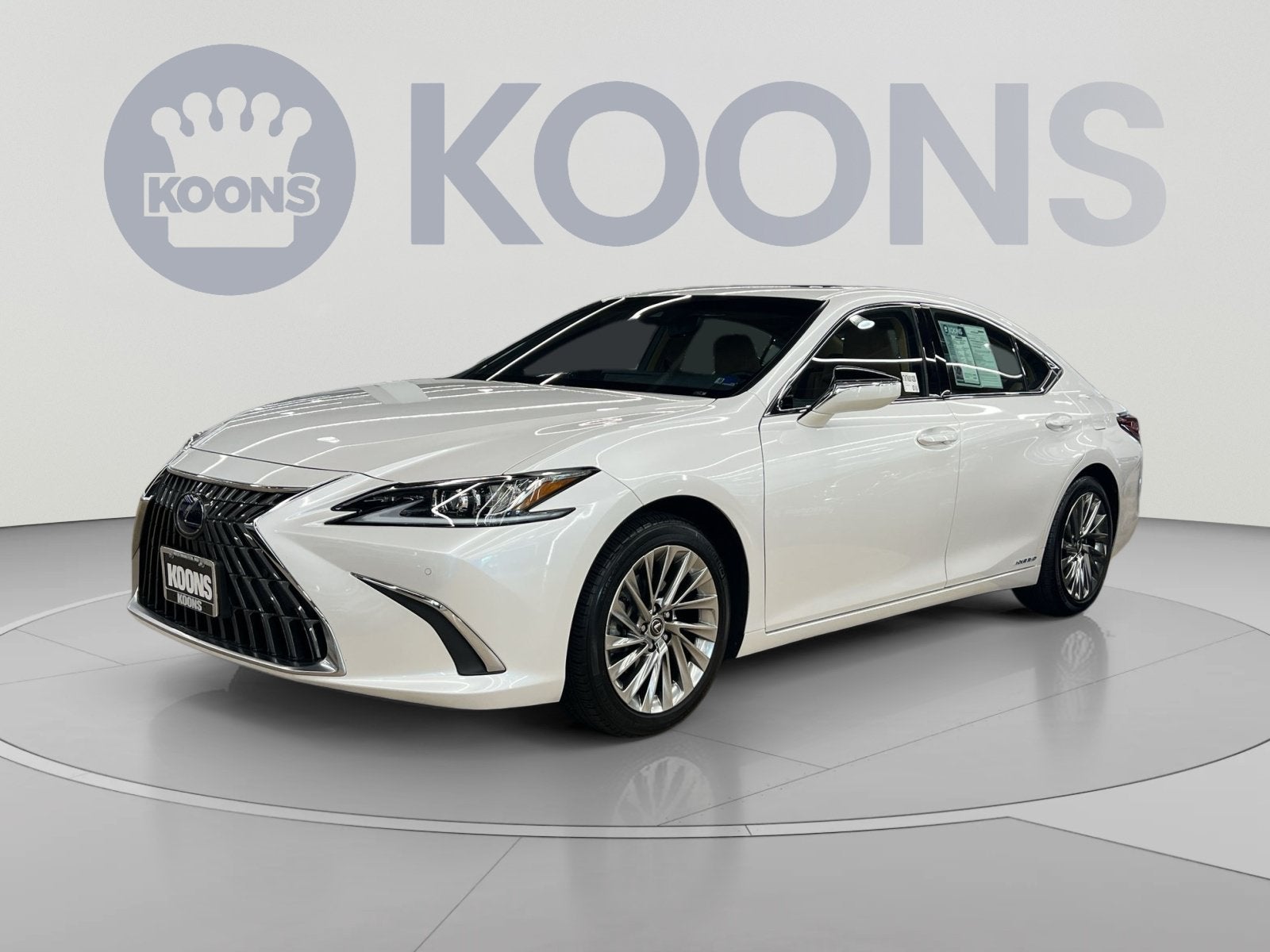 2022 Lexus ES 300h Luxury