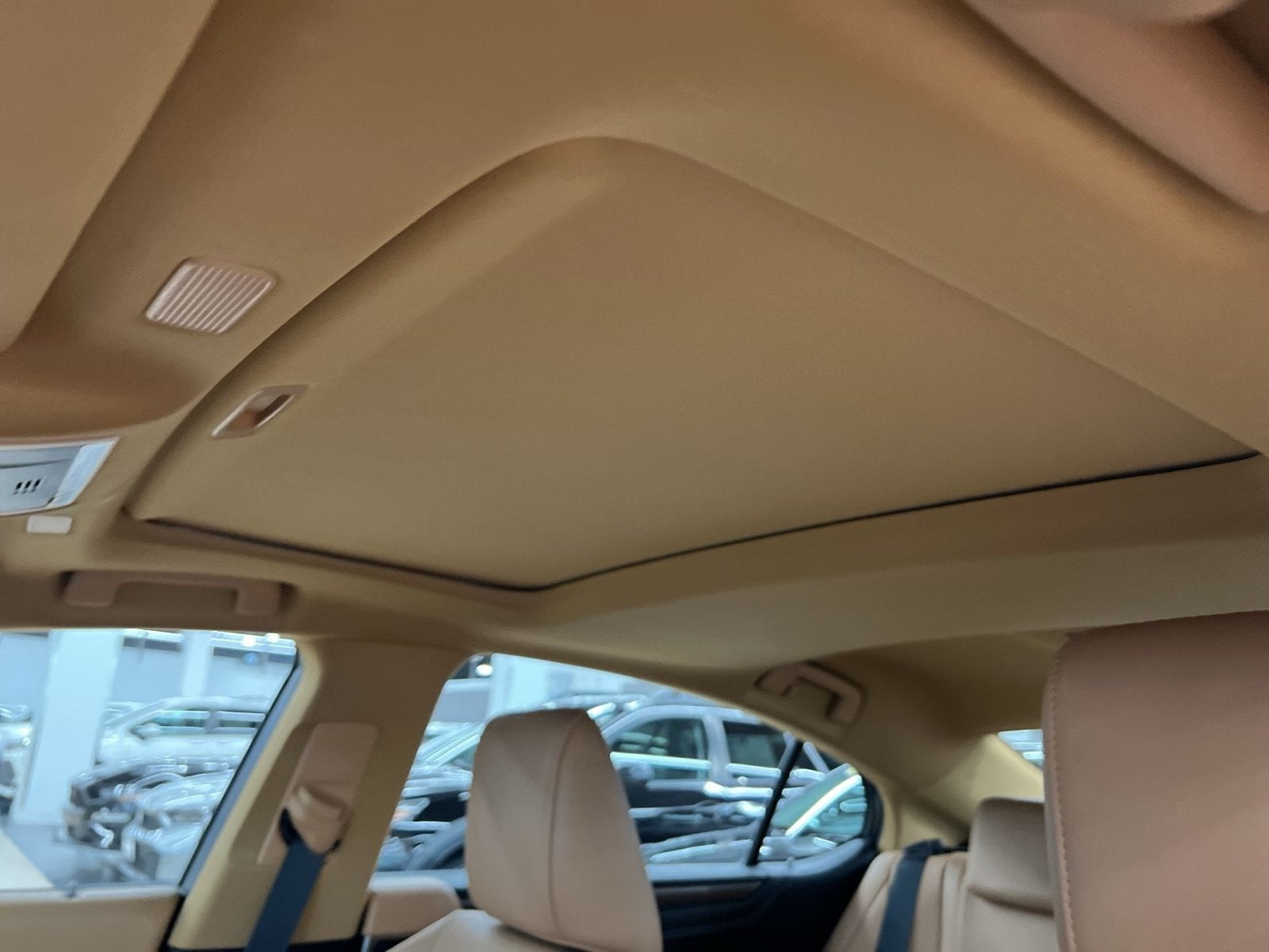 2022 Lexus ES 300h Luxury