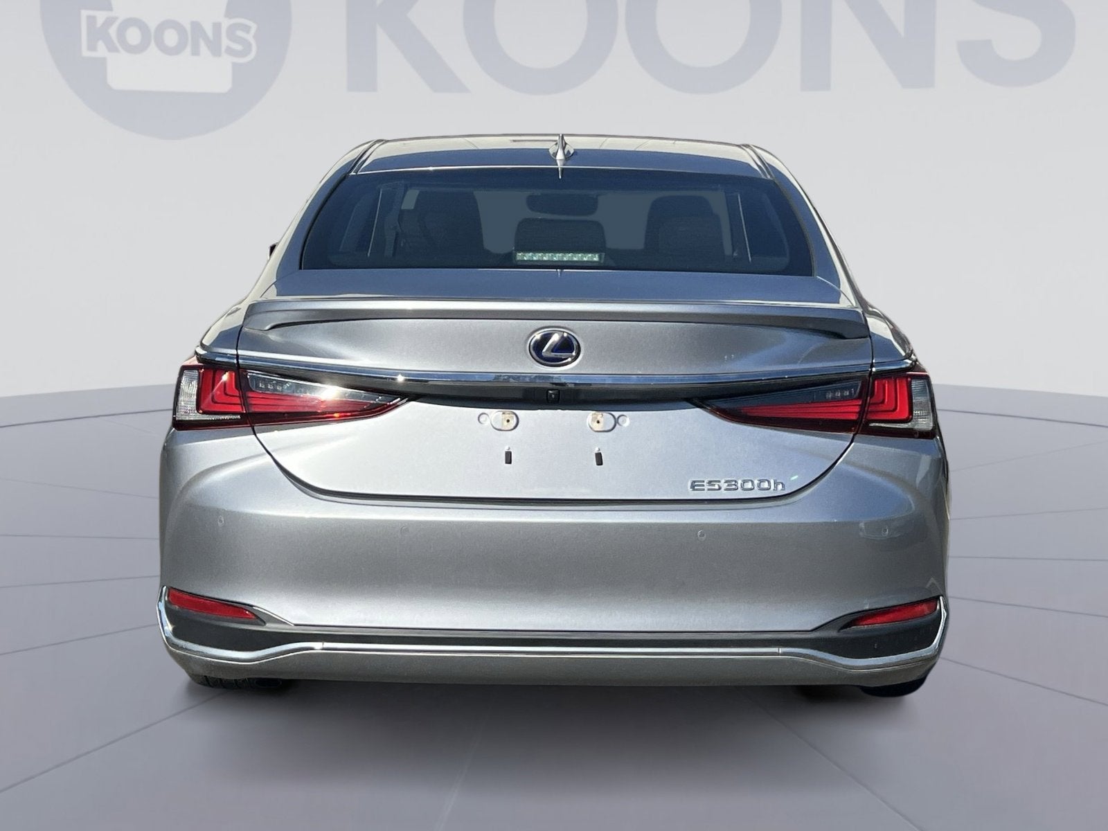 2022 Lexus ES 300h Luxury