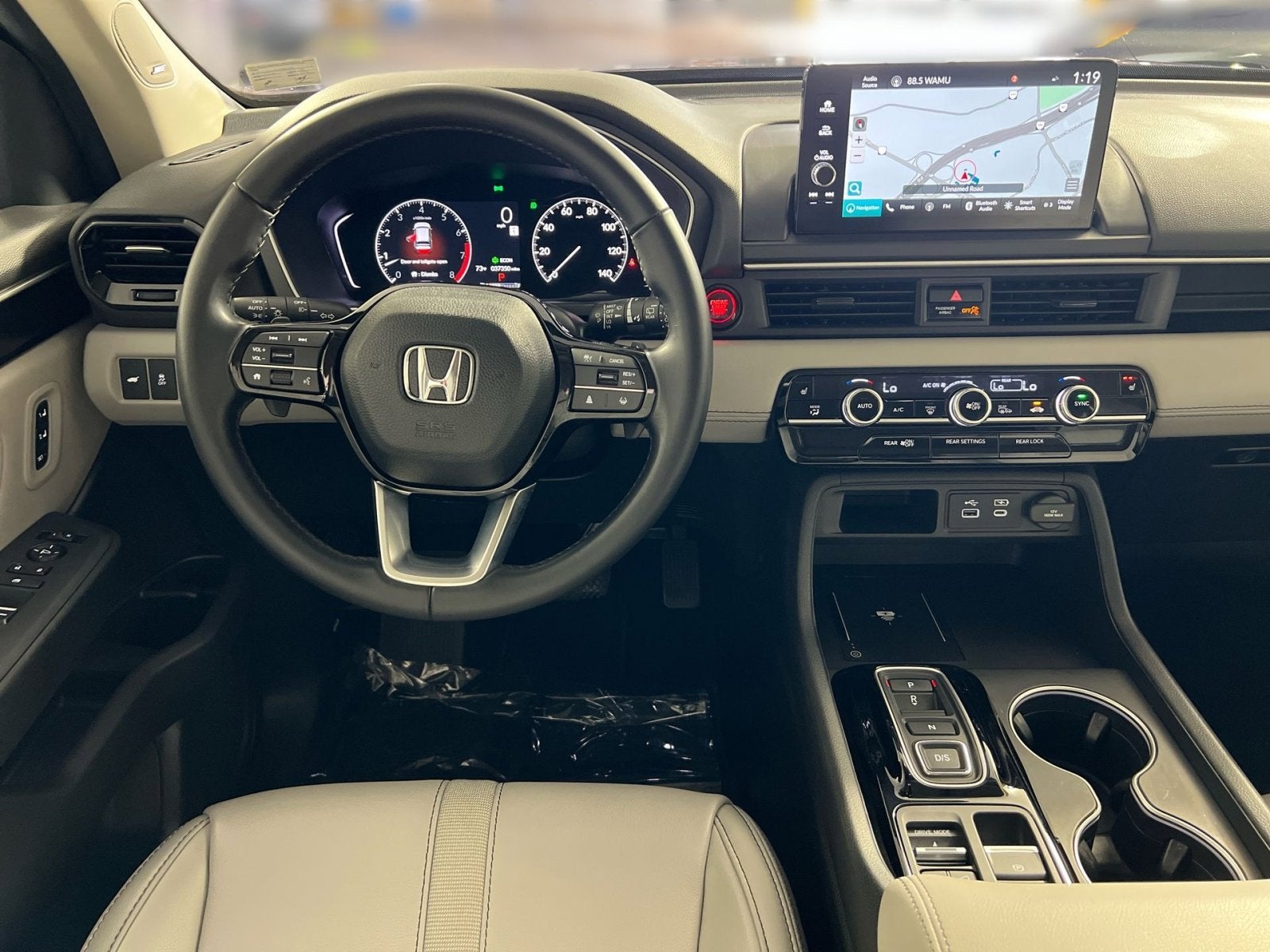 2025 Honda Pilot Touring