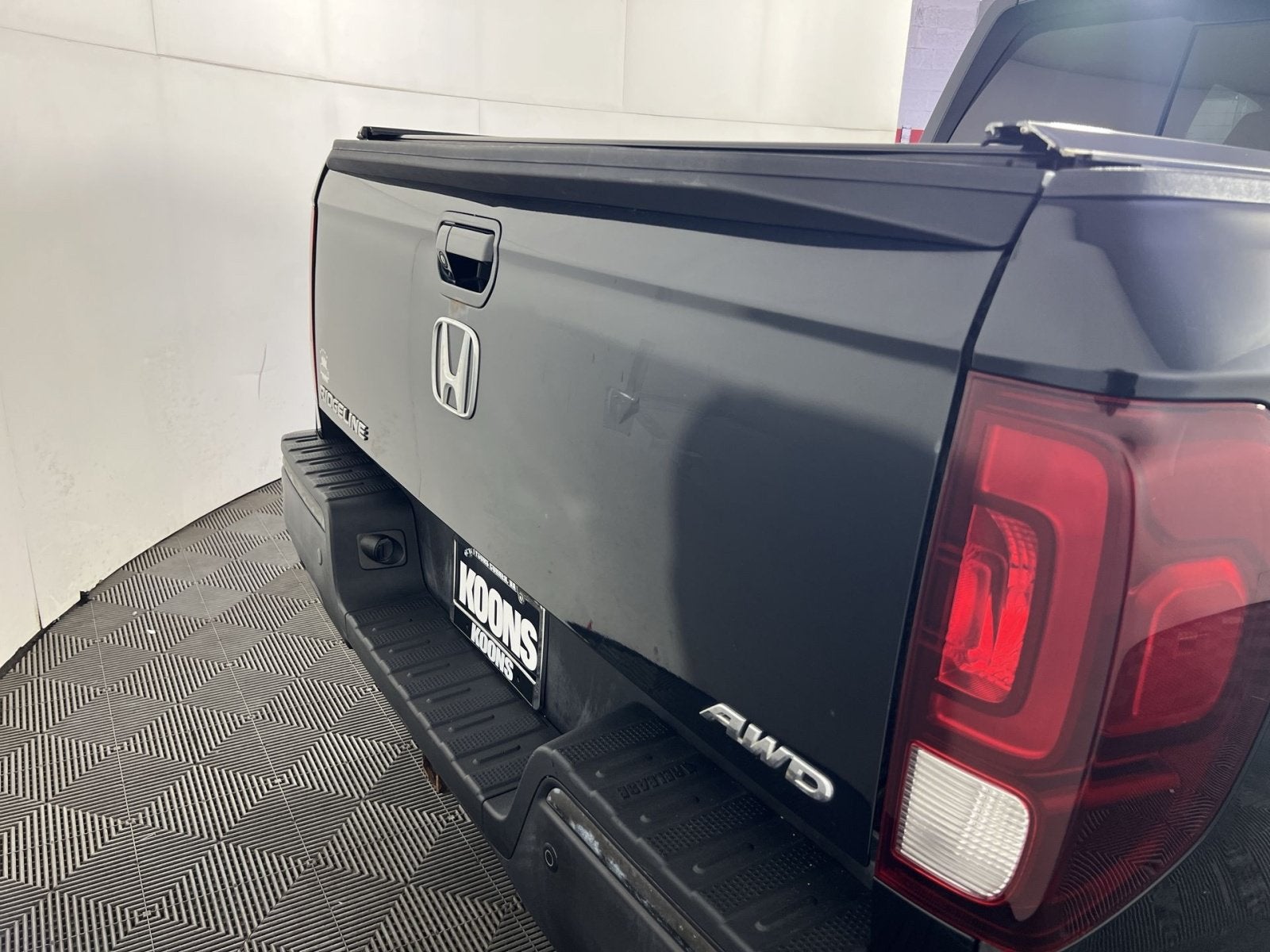 2017 Honda Ridgeline Black Edition