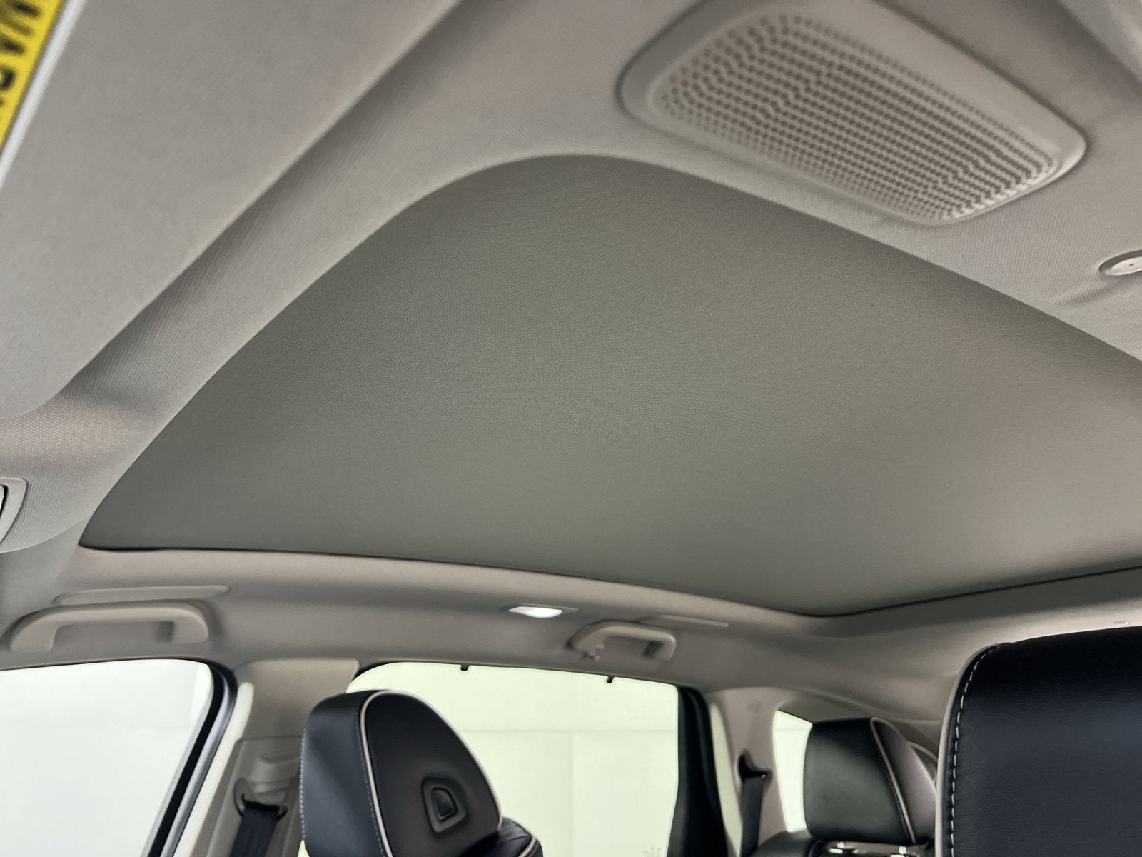 2025 Acura MDX Advance Package