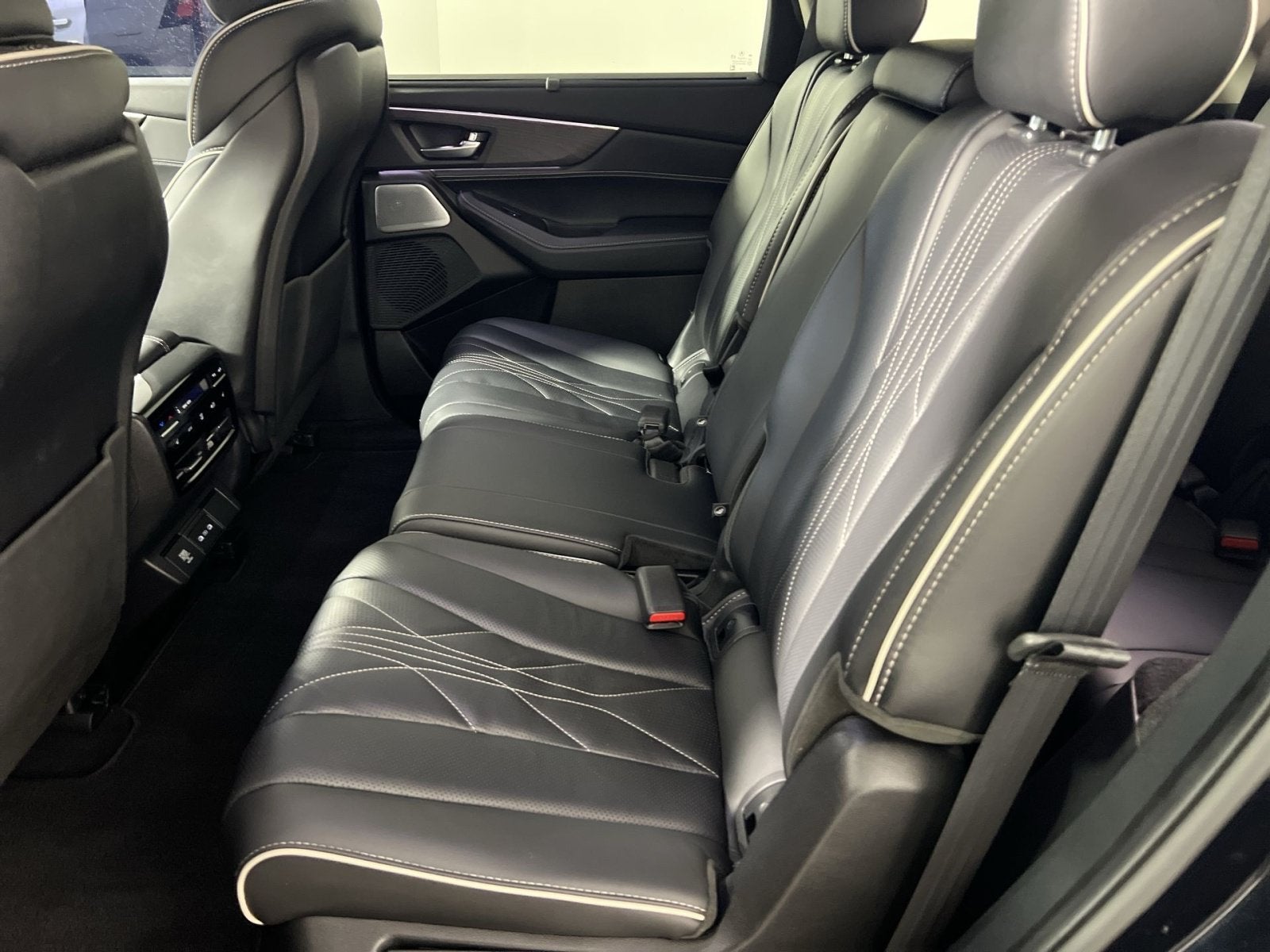 2025 Acura MDX Advance Package