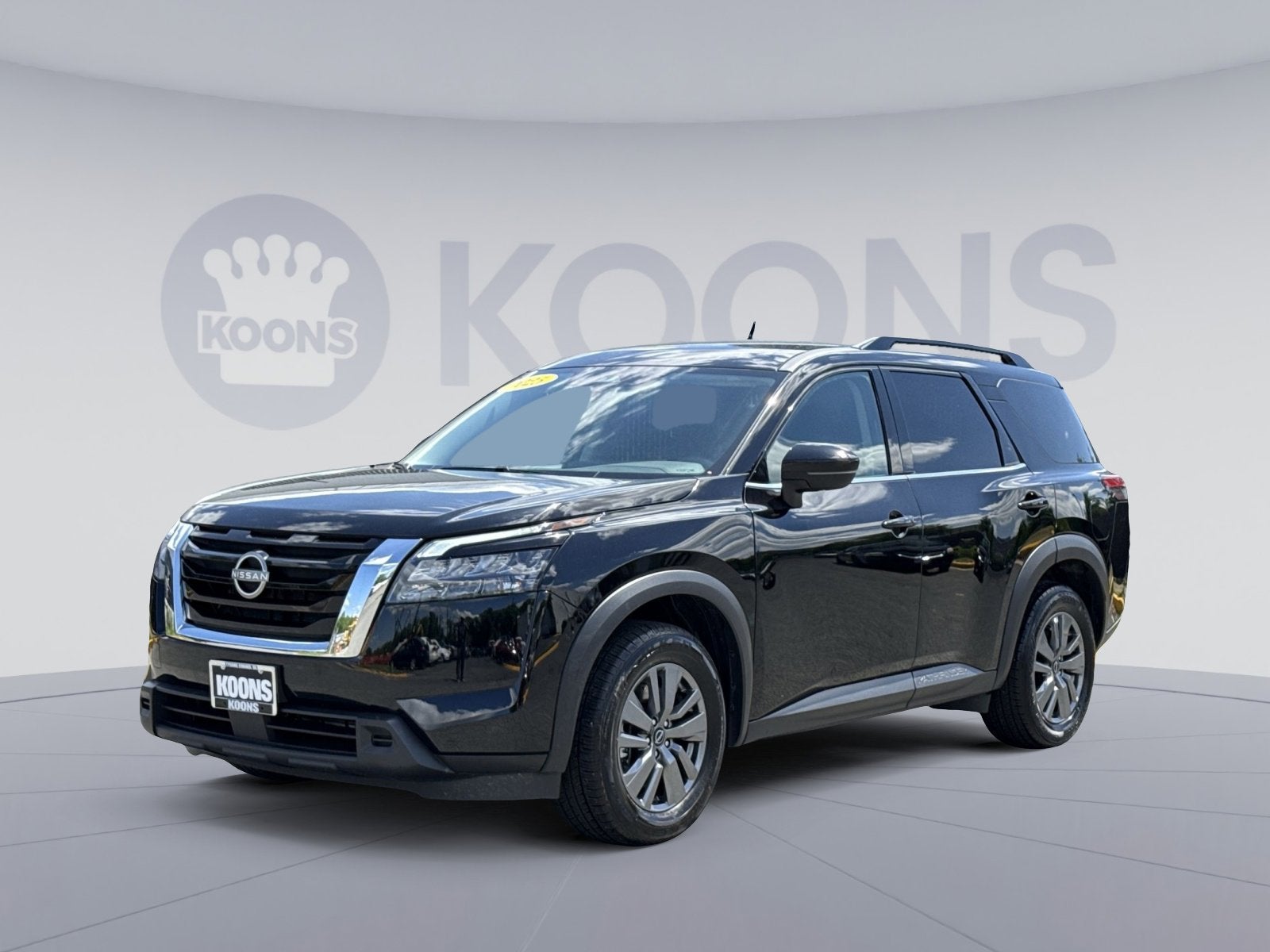 2025 Nissan Pathfinder SV 2WD's photo
