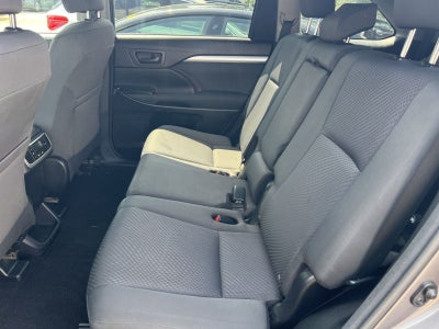 2016 Toyota Highlander LE