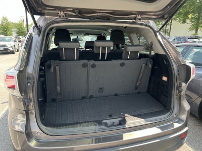 2016 Toyota Highlander LE