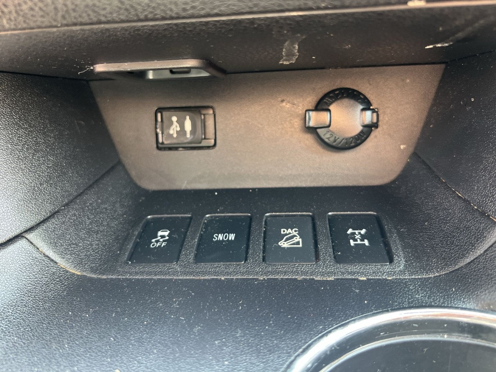 2016 Toyota Highlander LE
